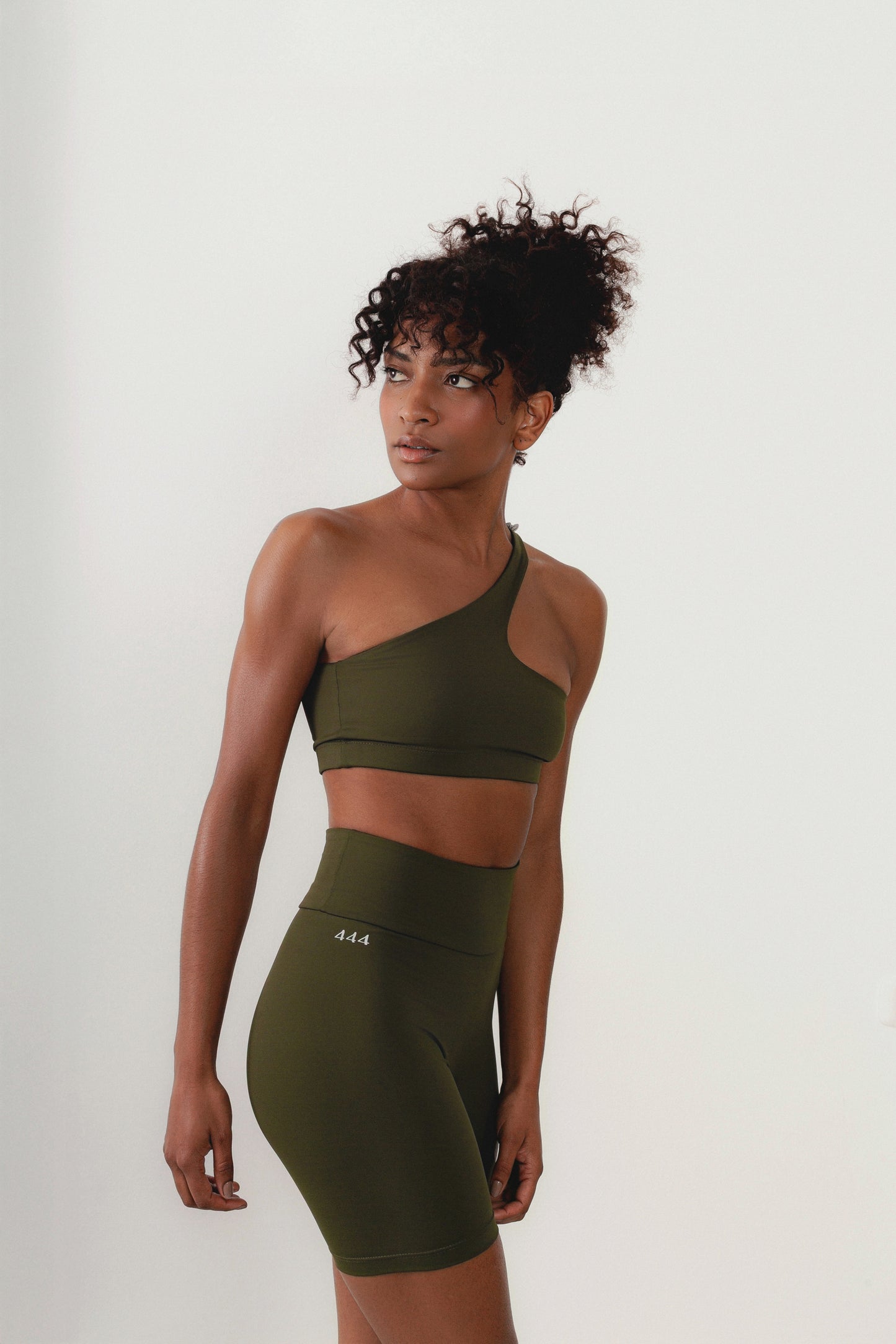 Green Asymetric Top